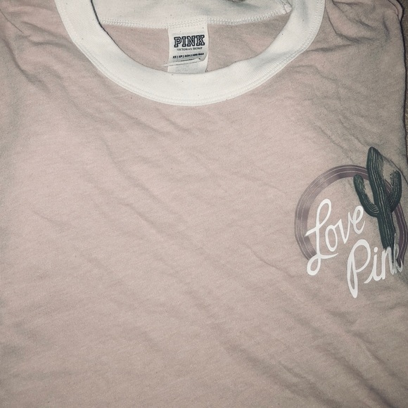 PINK VS pink t-shirt - Picture 1 of 3